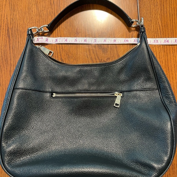 COACH Vintage Leather Shoulder Bag ** Smoke & Pet free home** - Picture 11 of 12